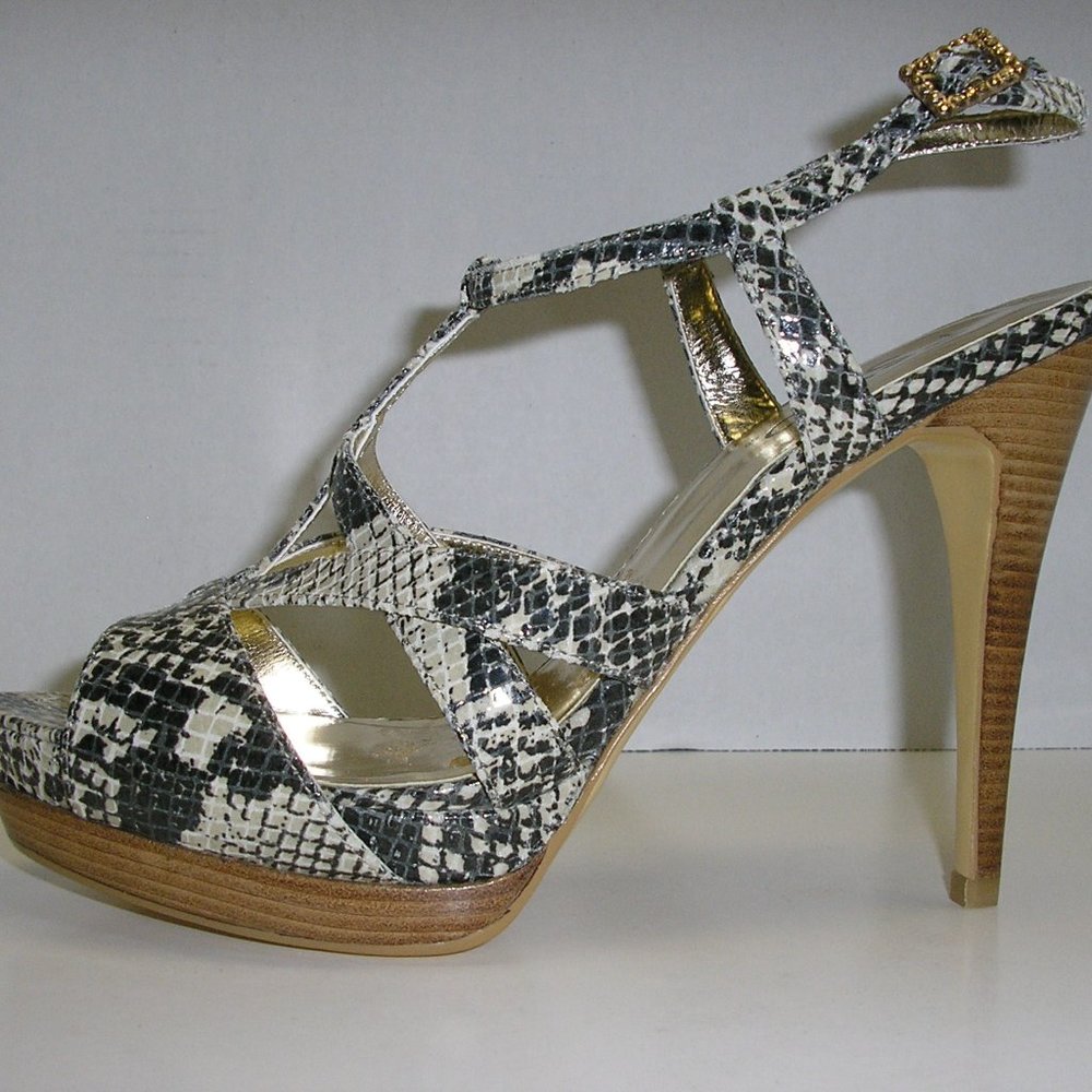 NWB RSVP animal Print Platform Heels 8